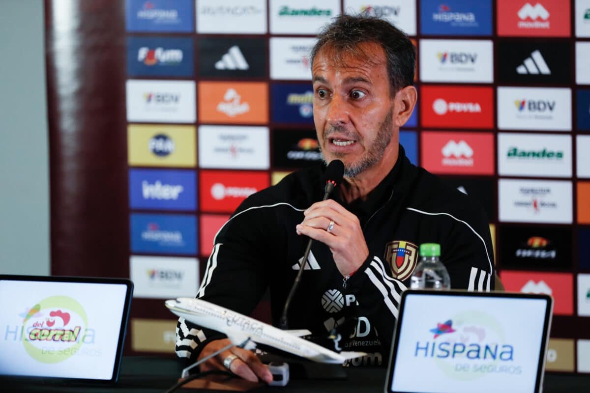 Bocha Batista previo al partido contra Paraguay: “Va a ser una final para los dos”