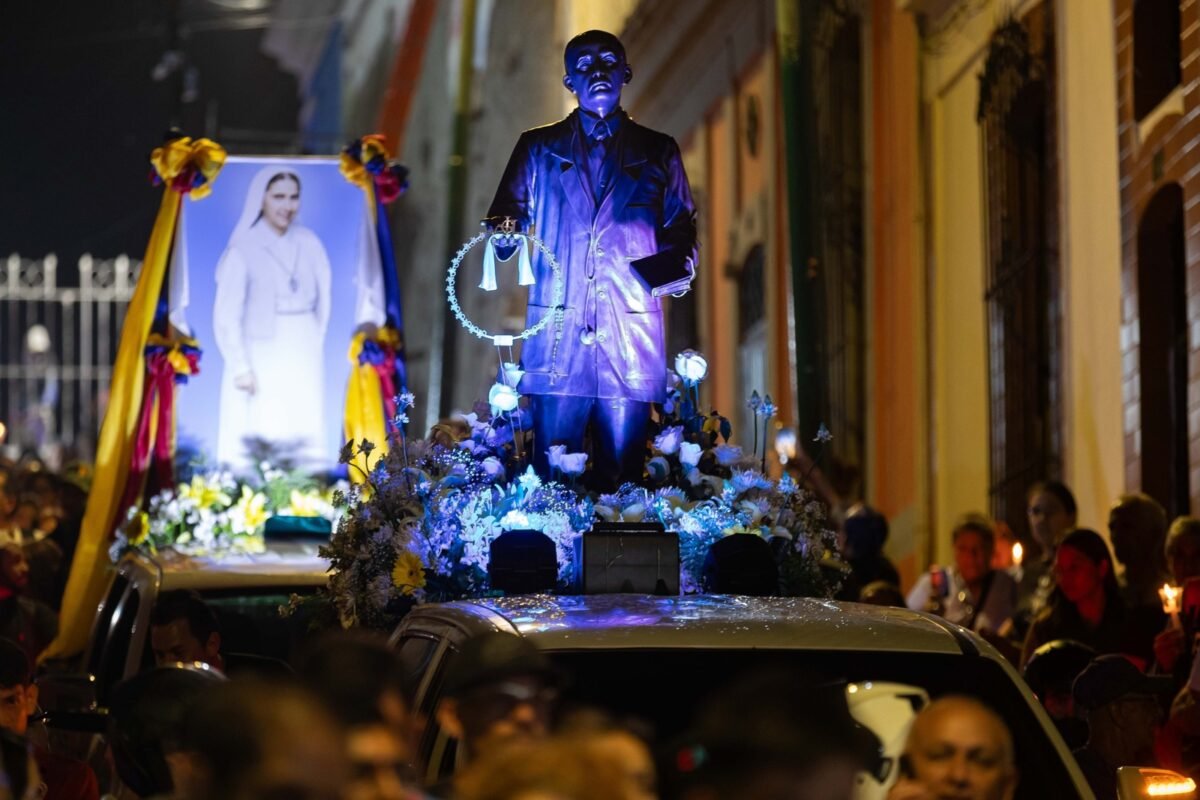 Canonización de José Gregorio Hernández y Carmen Rendiles: ¿dónde y cuándo ver la transmisión en vivo desde Venezuela?