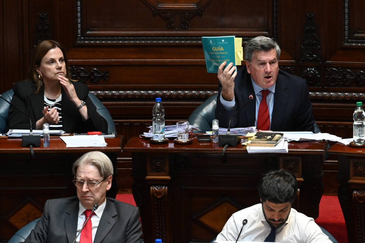 Uruguay aprobó la legalización de la eutanasia