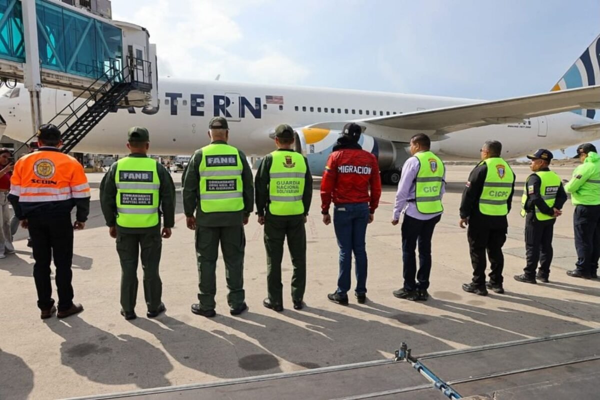 Llegó a Venezuela un vuelo con 166 venezolanos repatriados desde EE UU