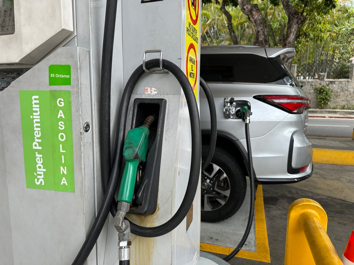 Gasolina Estaciones de servicio de gasolina “Súper Premium” en Caracas se preparan para ofrecer combustible estándar